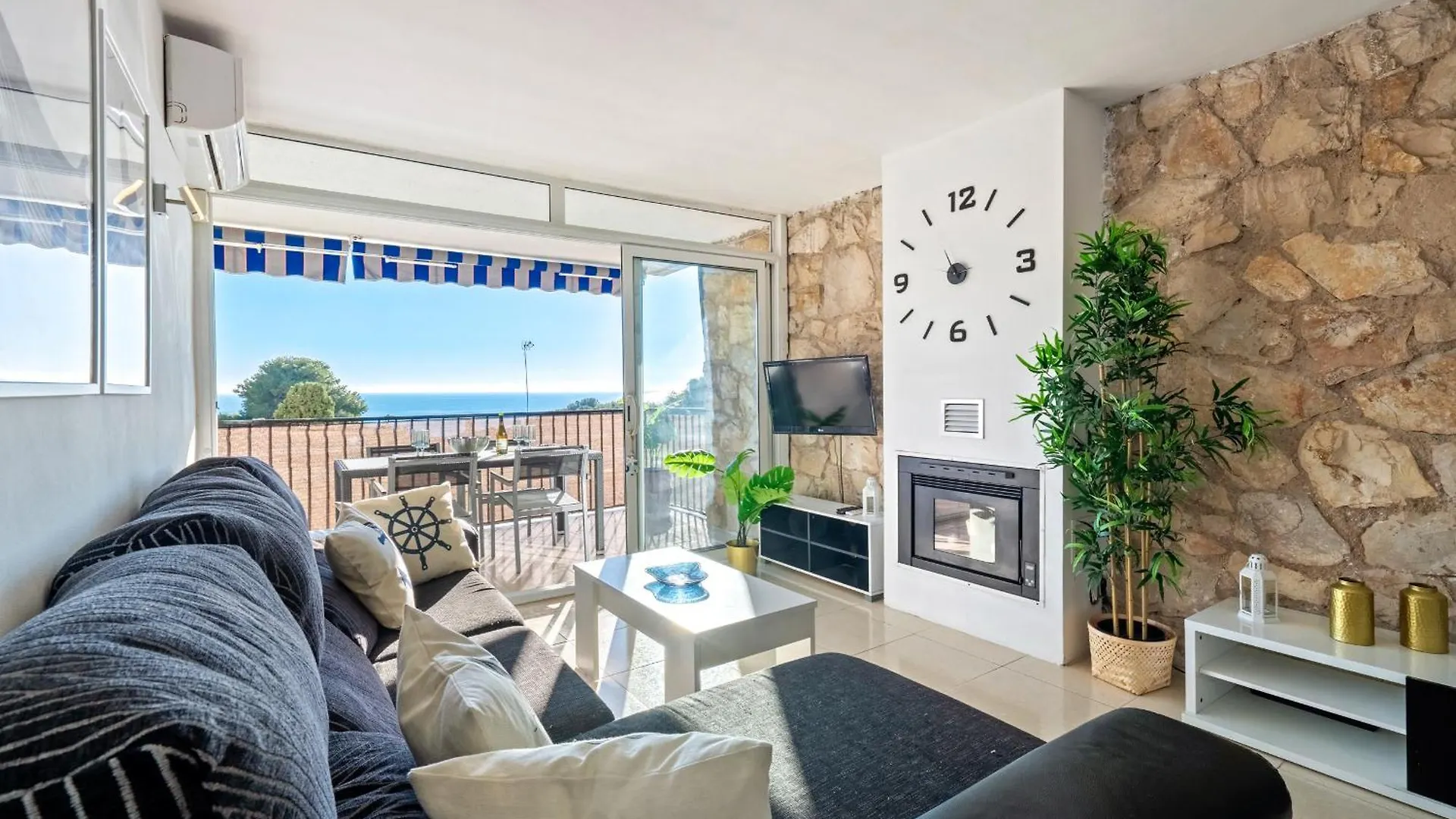 Hauzify I Apartament Cala Crancs Salou